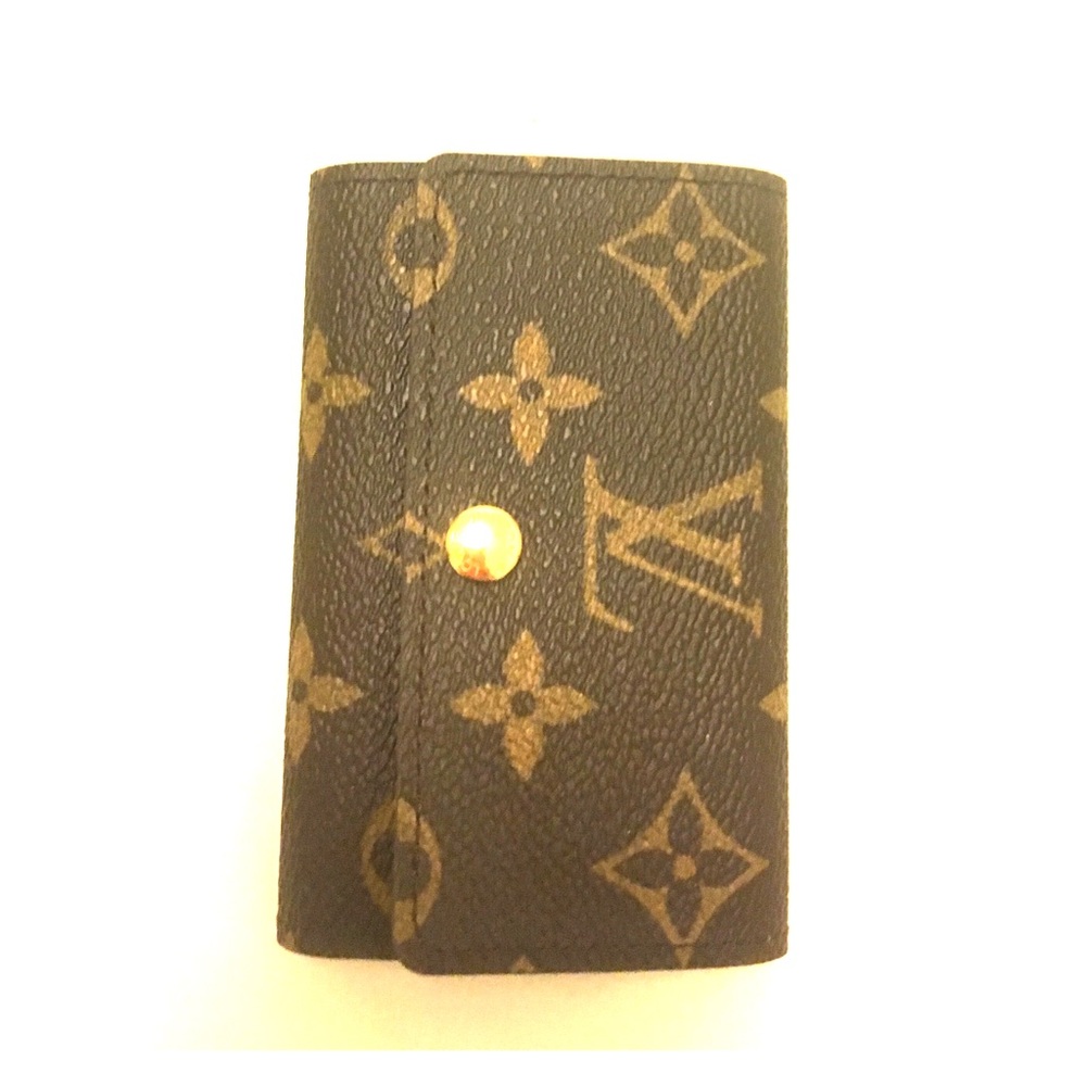 Louis Vuitton 6 Key Holder